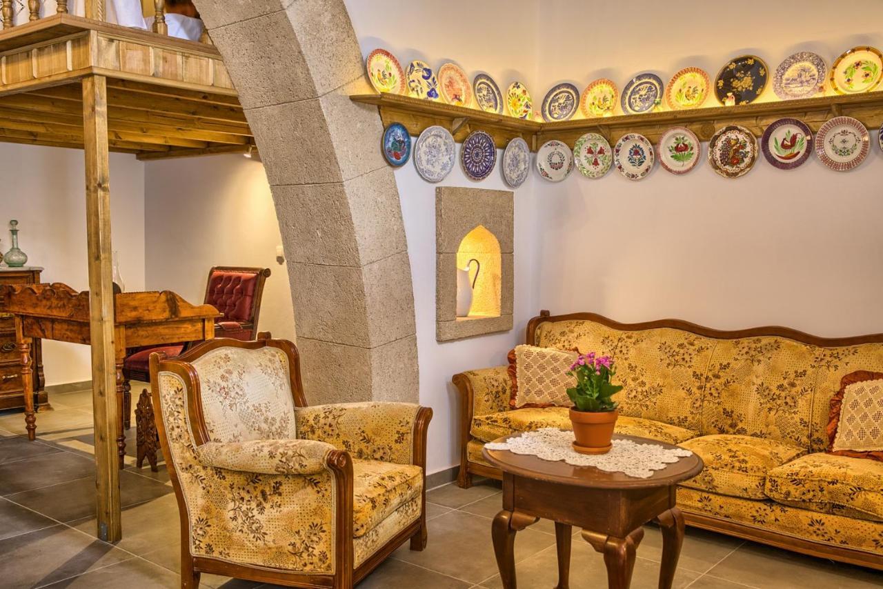 Stone Arch Villa Malona Village Buitenkant foto