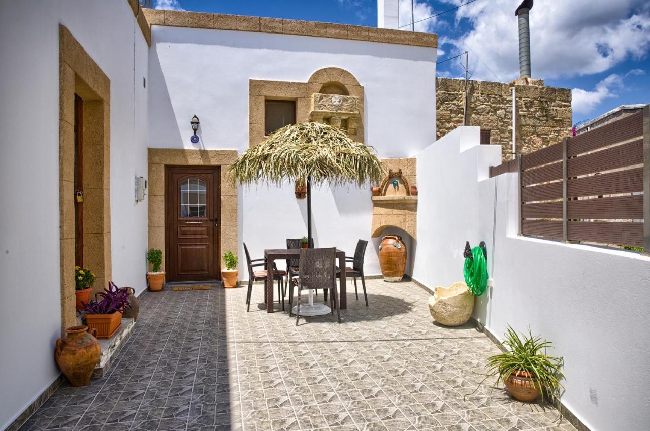 Stone Arch Villa Malona Village Buitenkant foto
