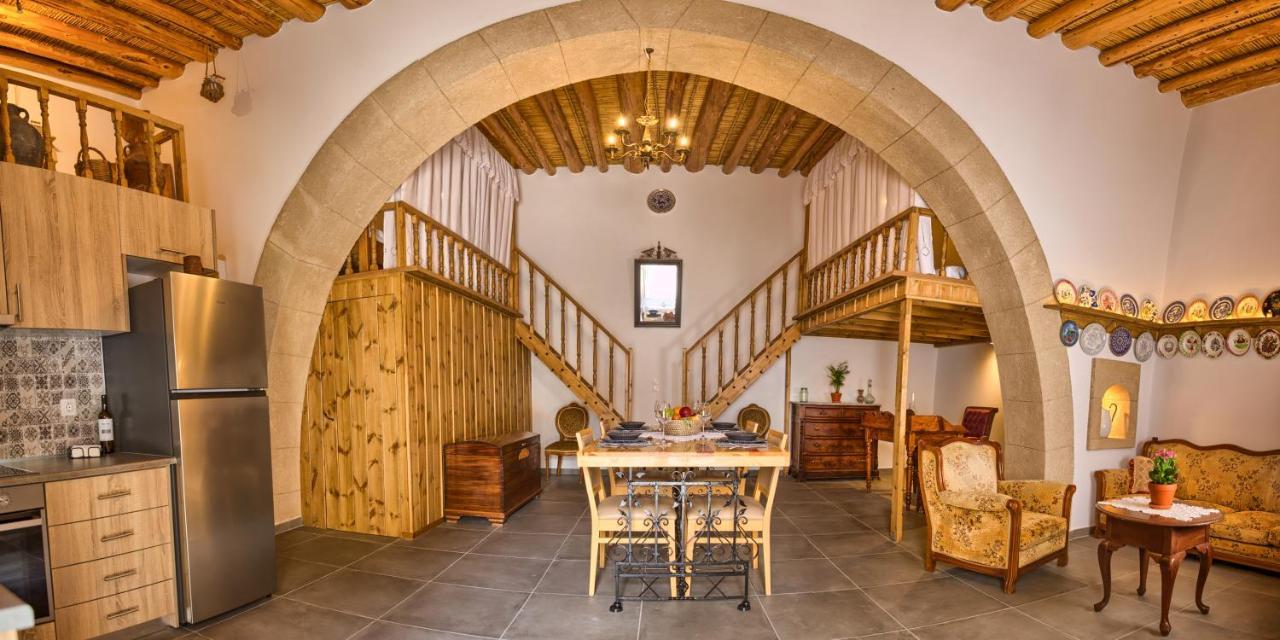 Stone Arch Villa Malona Village Buitenkant foto
